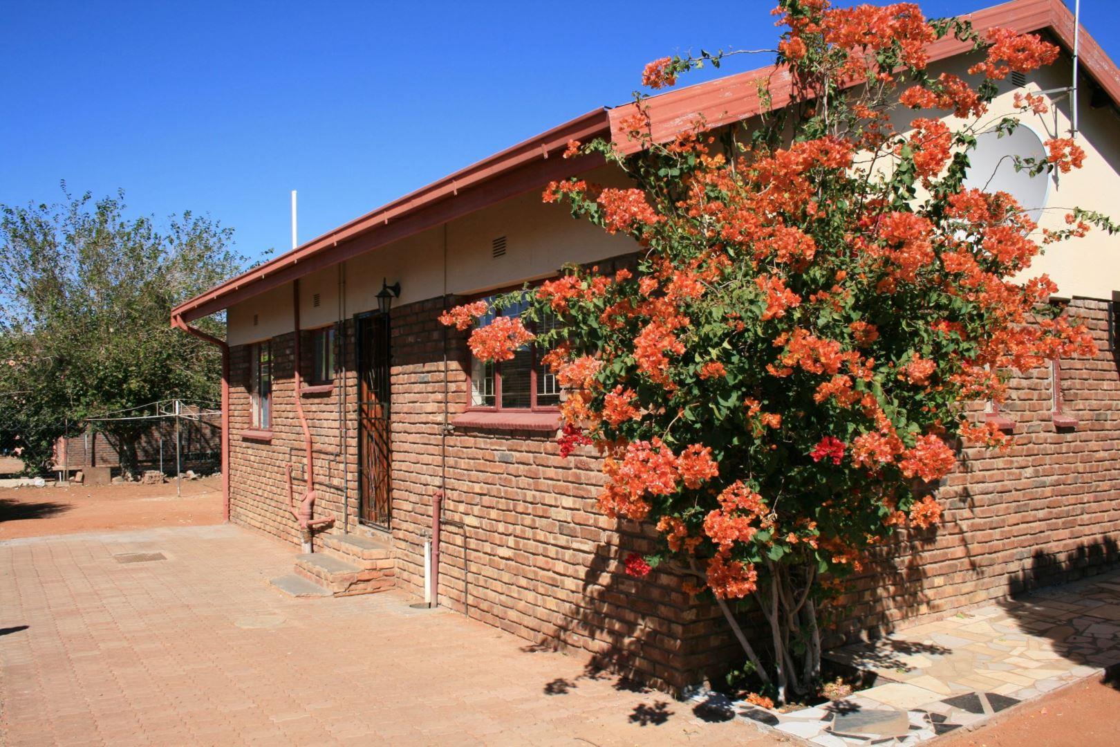 Bellvue, Upington Property Property and houses to rent in Bellvue