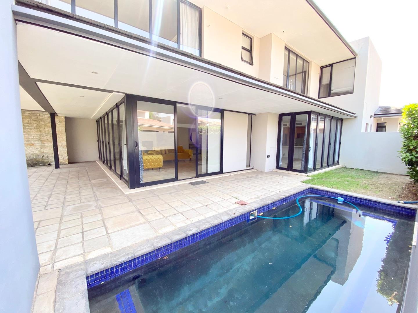 3 Bedroom House for sale in Lombardy Estate P24113745651