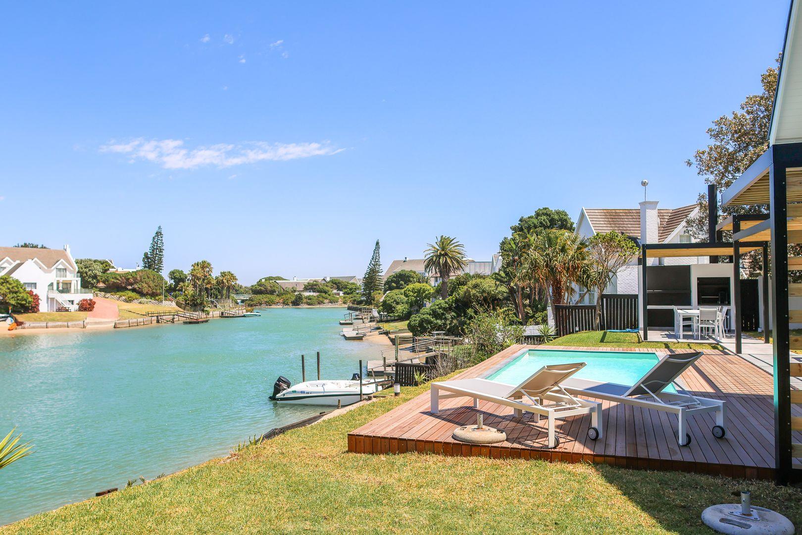 Canals Property Property and houses for sale in Canals