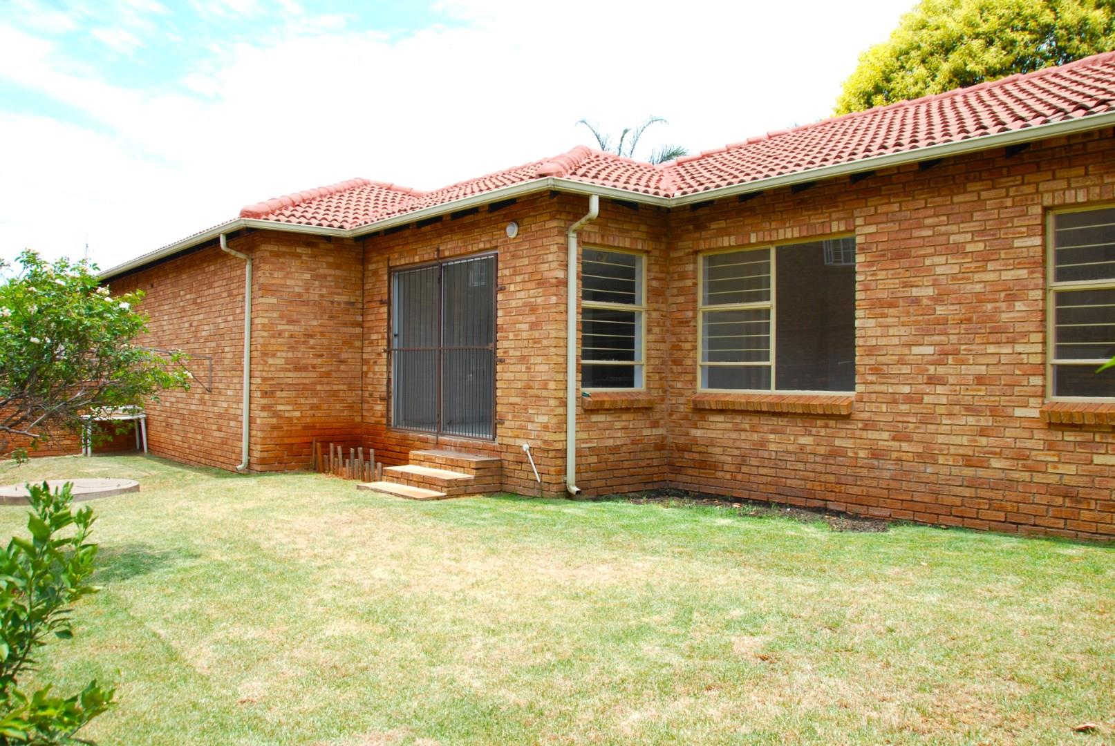 Allen's Nek Property Property and houses for sale in Allen's Nek