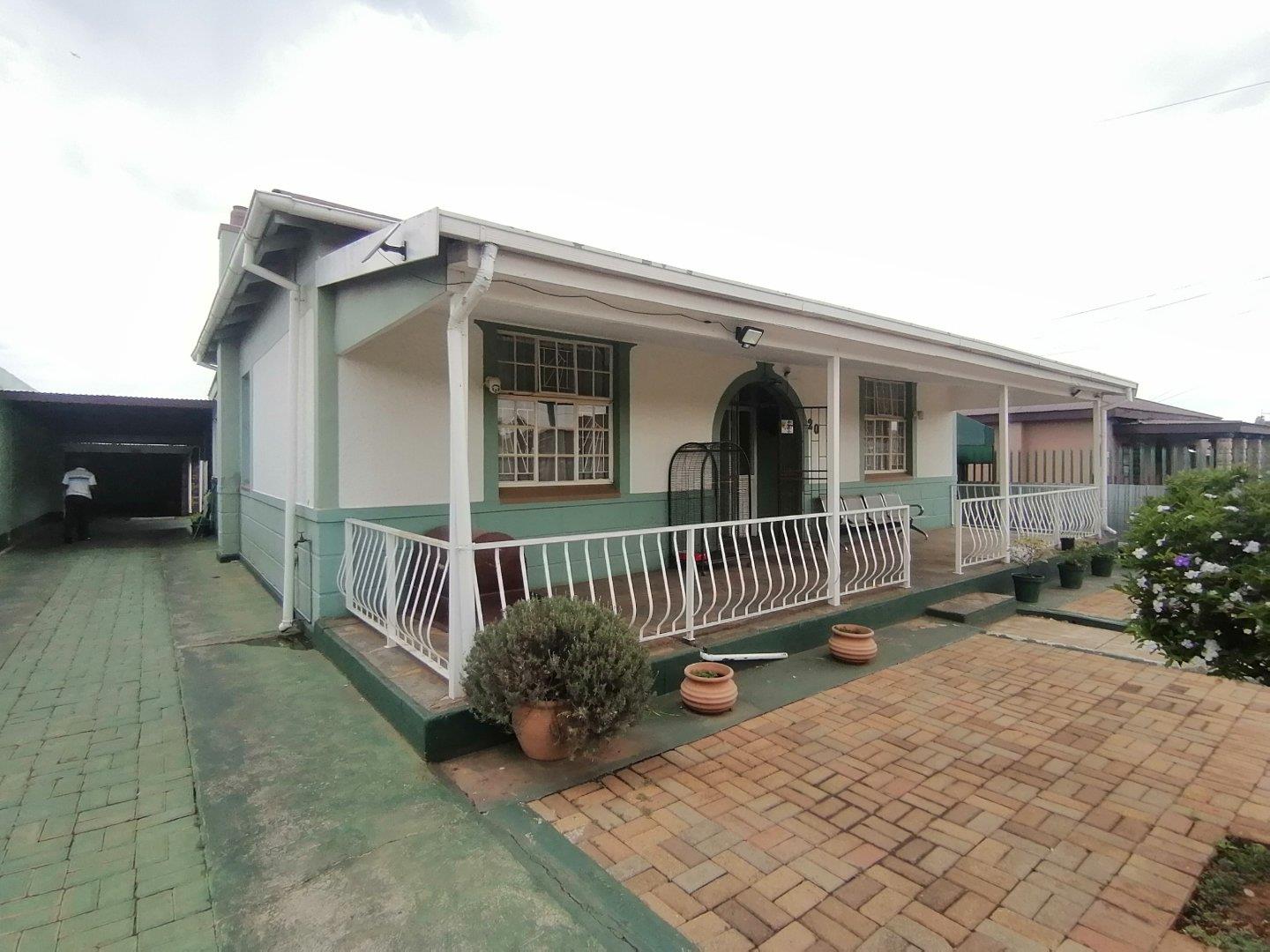 3 Bedroom House for sale in Krugersdorp West 20 Jones Street P24