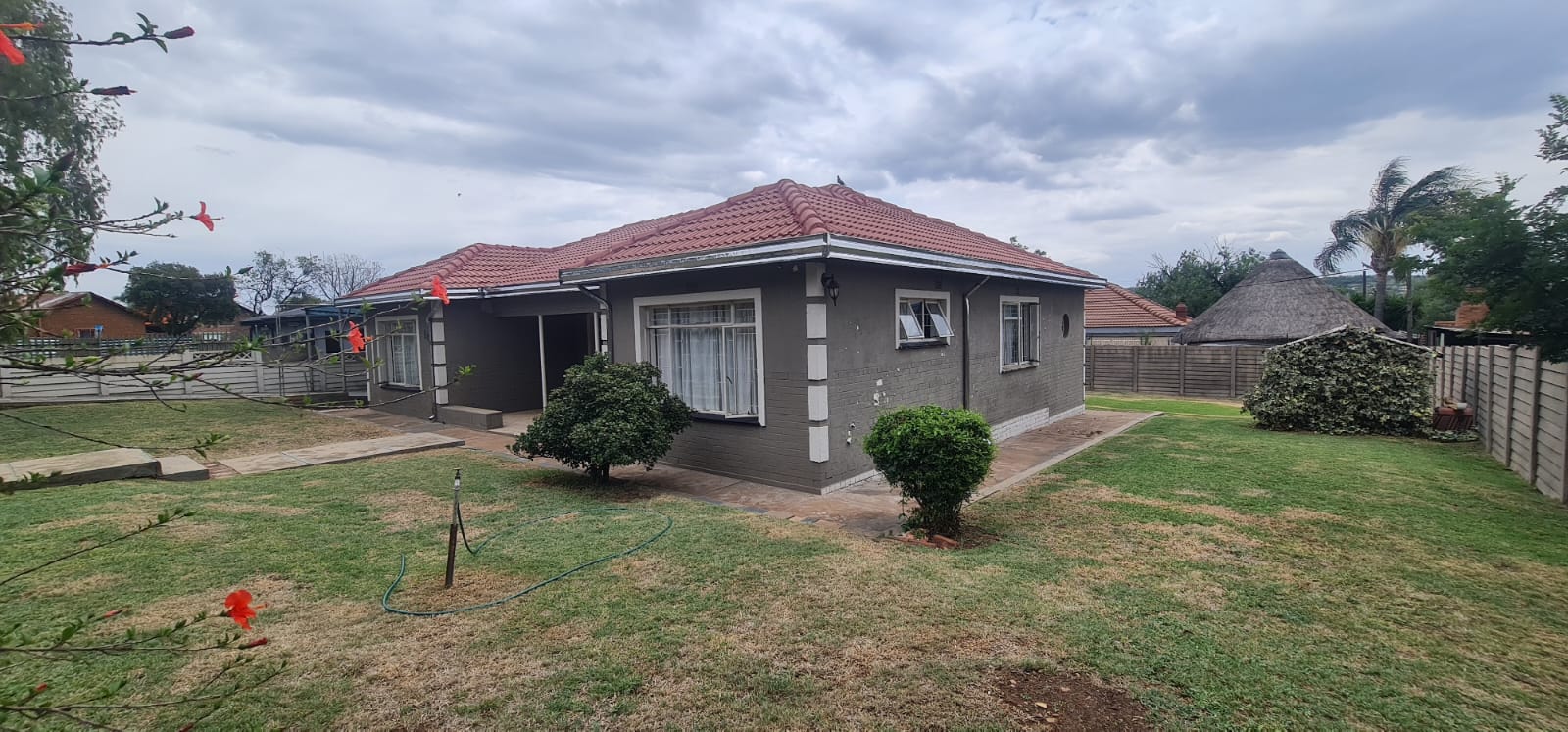 3 Bedroom House for sale in West Park P24113749275