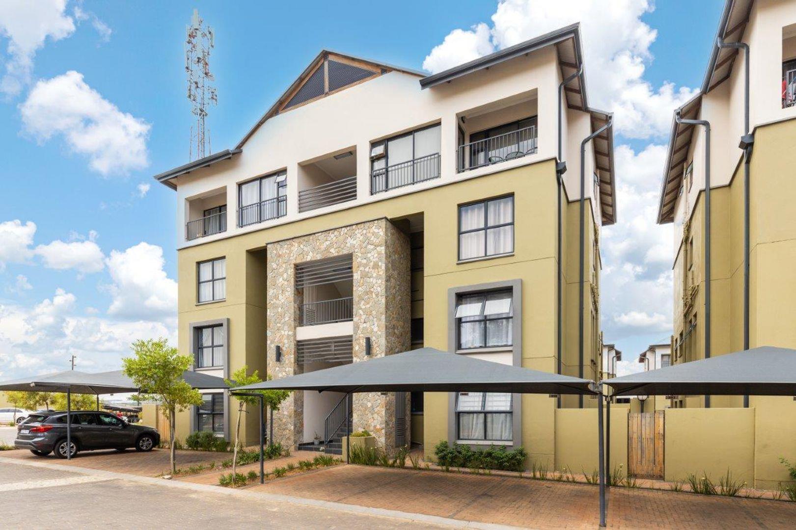 1 Bedroom Apartment / flat for sale in Waterfall P24113749531