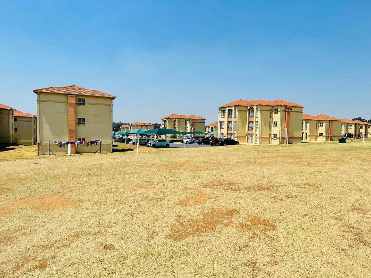 1 Bedroom Townhouse for sale in Ormonde 9595 Ormonde View Estates