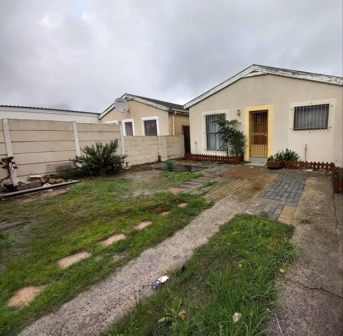 2 Bedroom House for sale in Summer Greens P24113751520