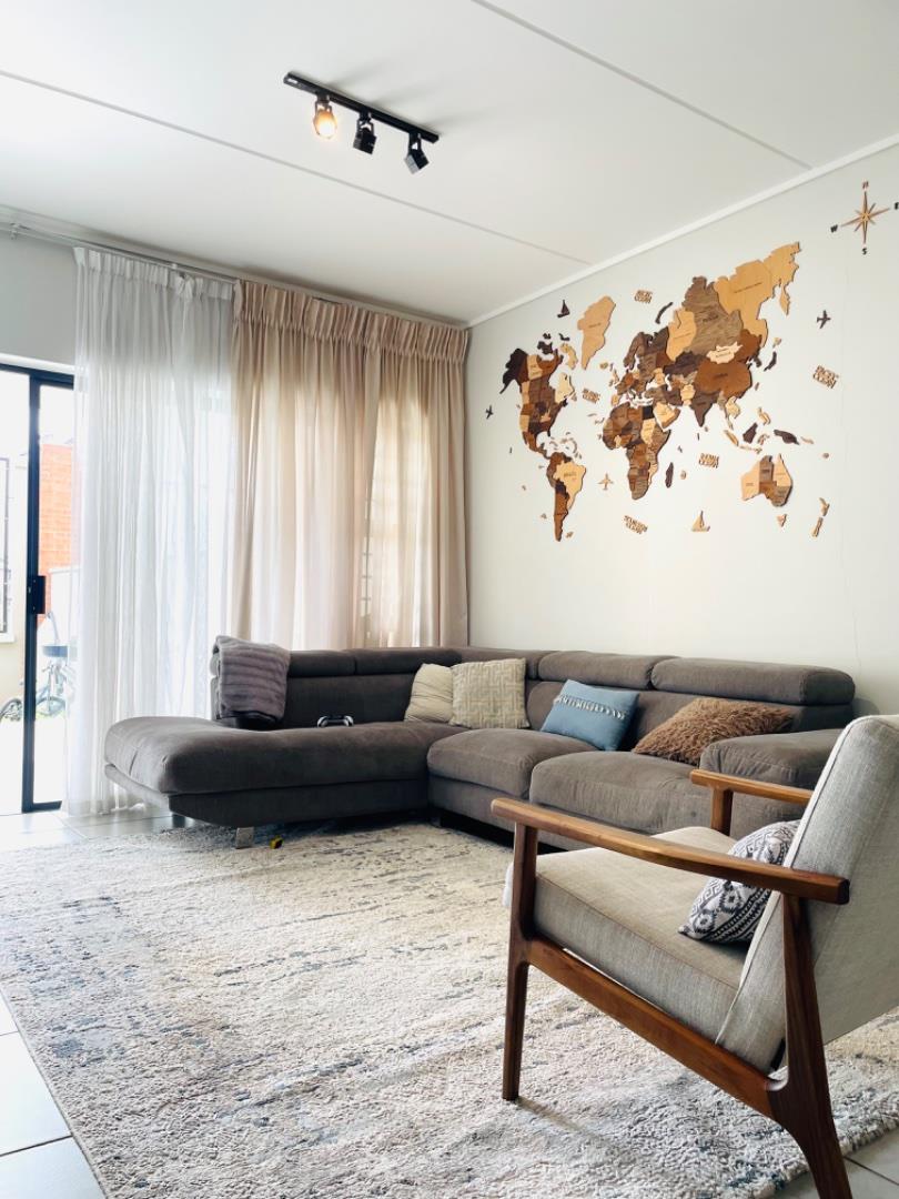 Waterfall, Midrand Property Townhouses to rent in Waterfall, Midrand