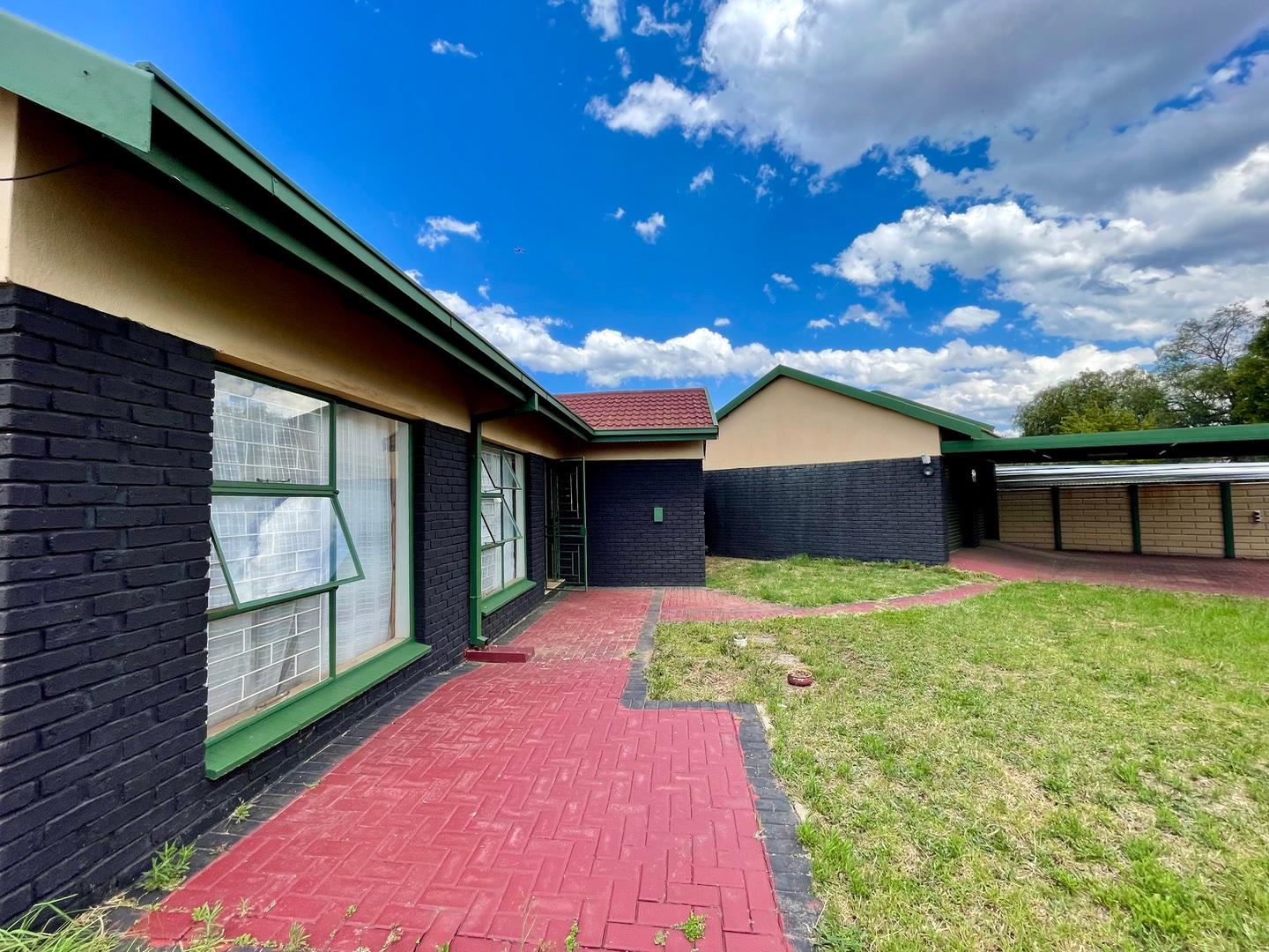 Falcon Ridge Property Property and houses for sale in Falcon Ridge Page 2