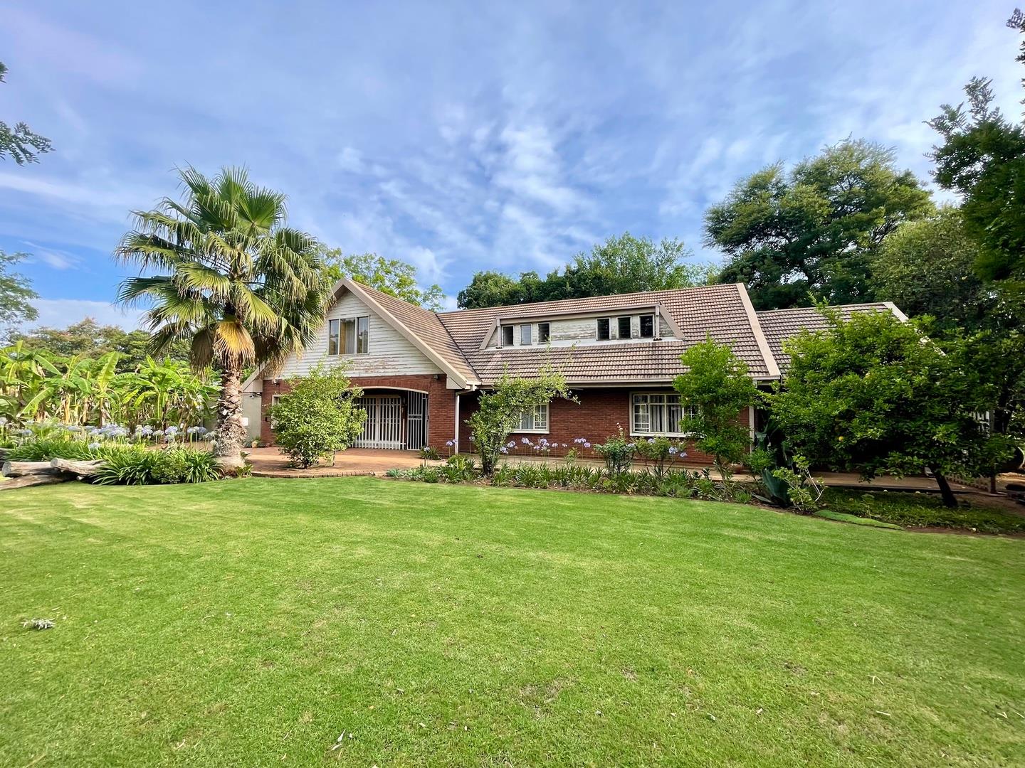 6 Bedroom House for sale in Three Rivers Proper P24113753808