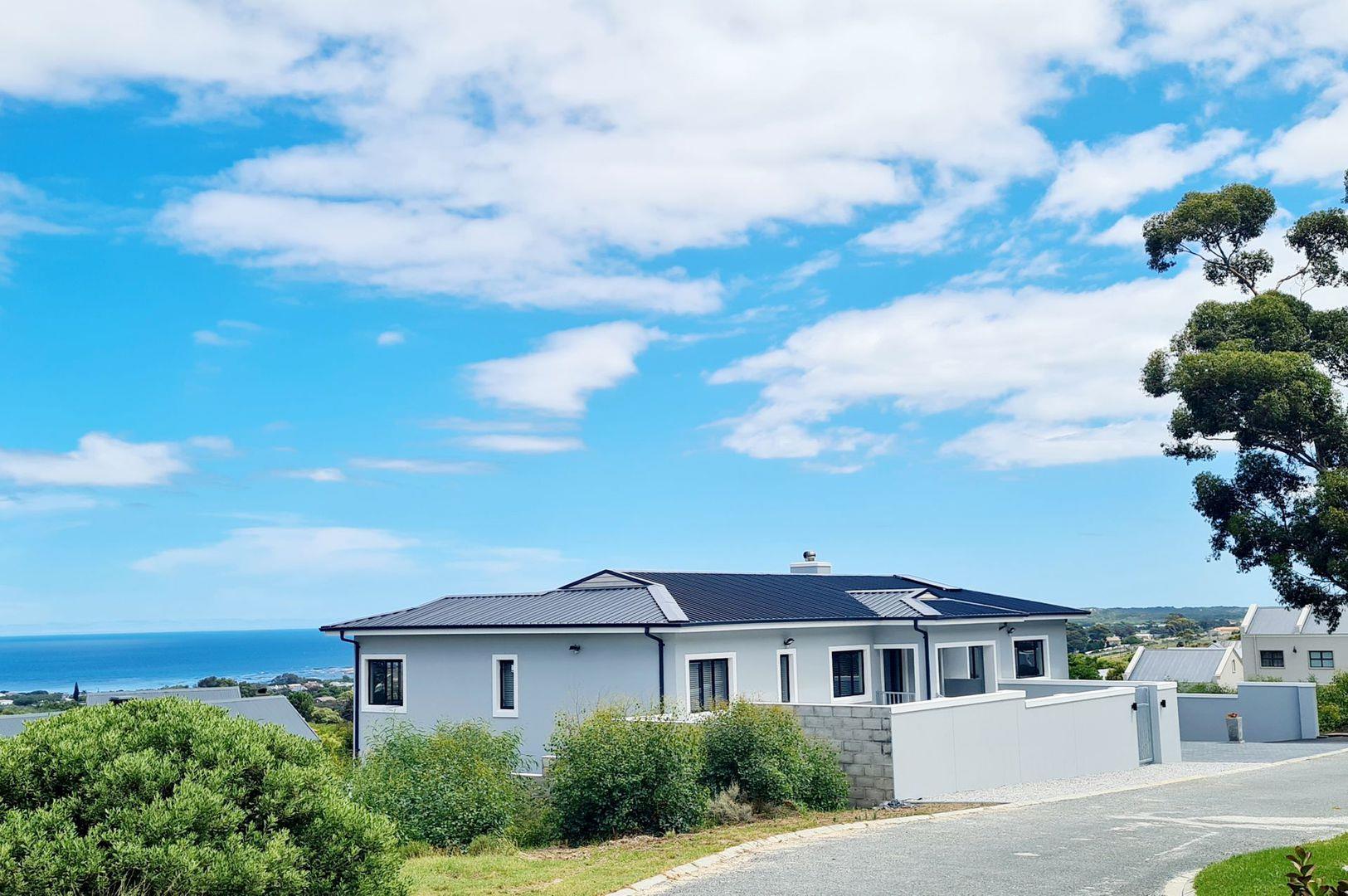 4 Bedroom House for sale in Onrus 5 Black Eagle Rd P24113718893