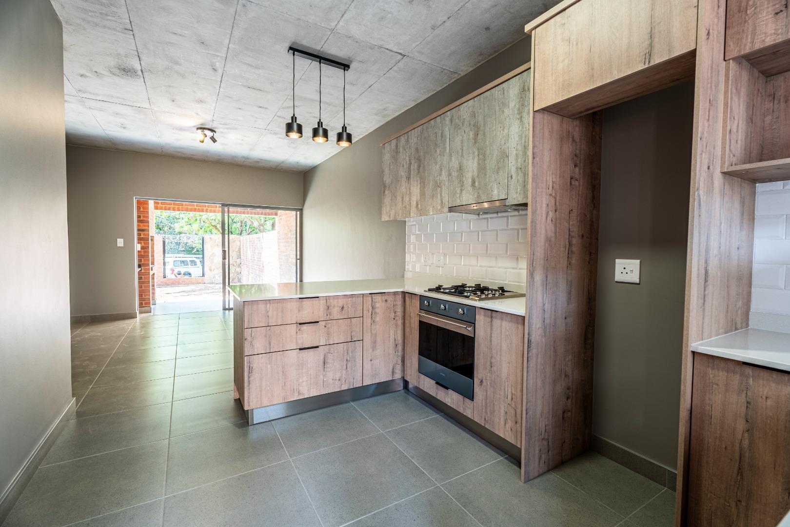 2 Bedroom Apartment / flat for sale in Menlo Park P24113754942