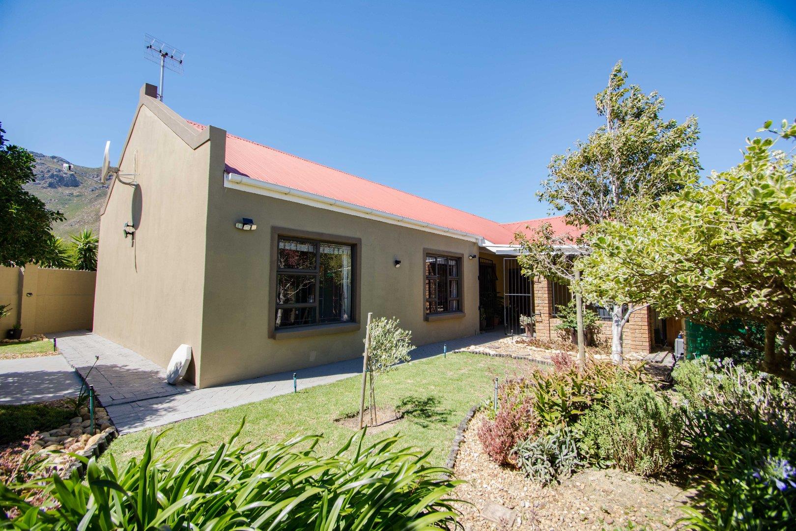 Admirals Park Property Property and houses for sale in Admirals Park