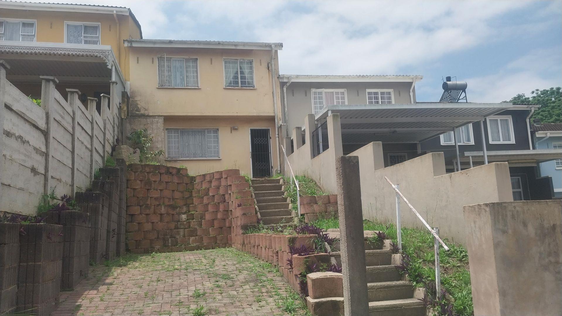 3 Bedroom House for sale in Newlands East P24113755084