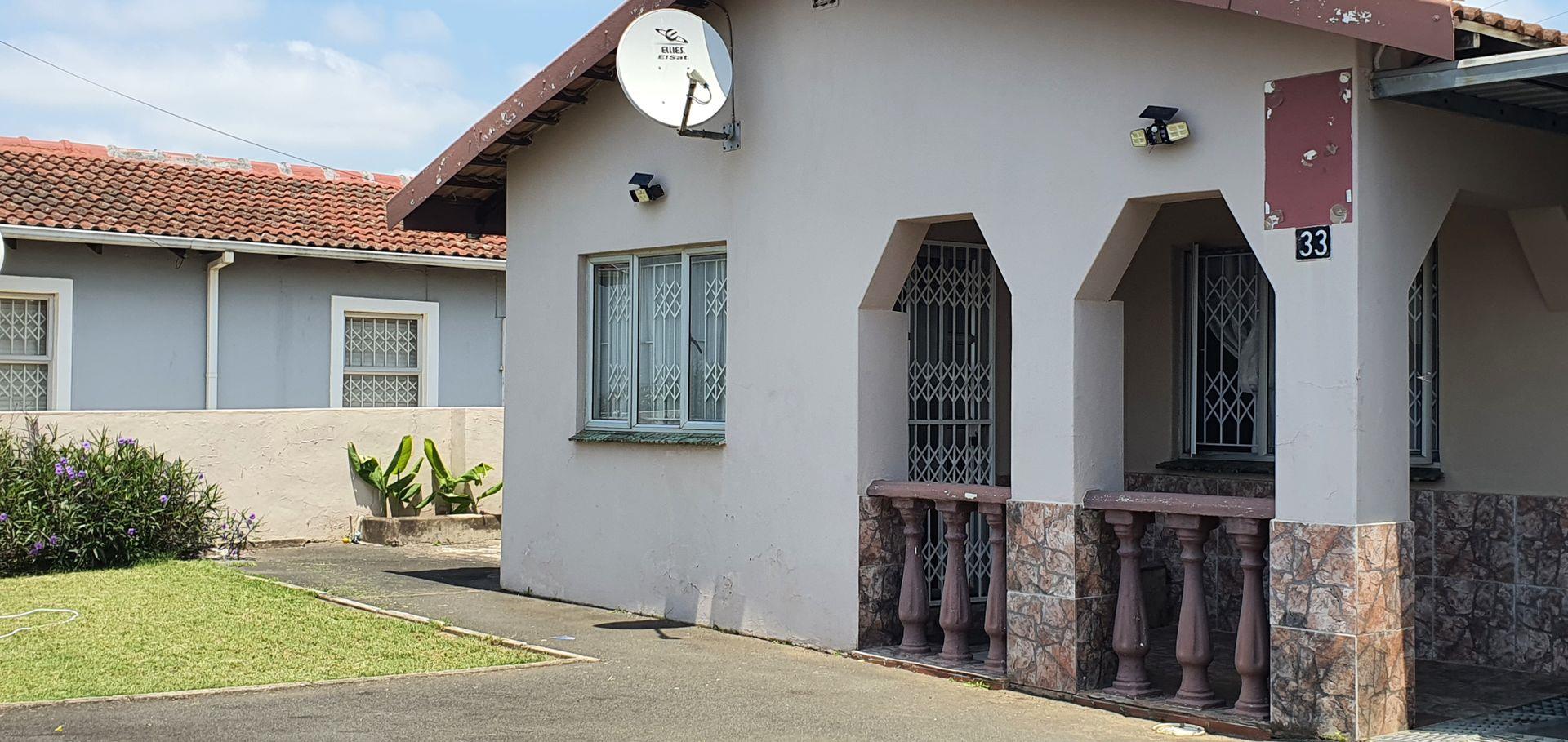 4 Bedroom House for sale in Hillgrove P24113755599