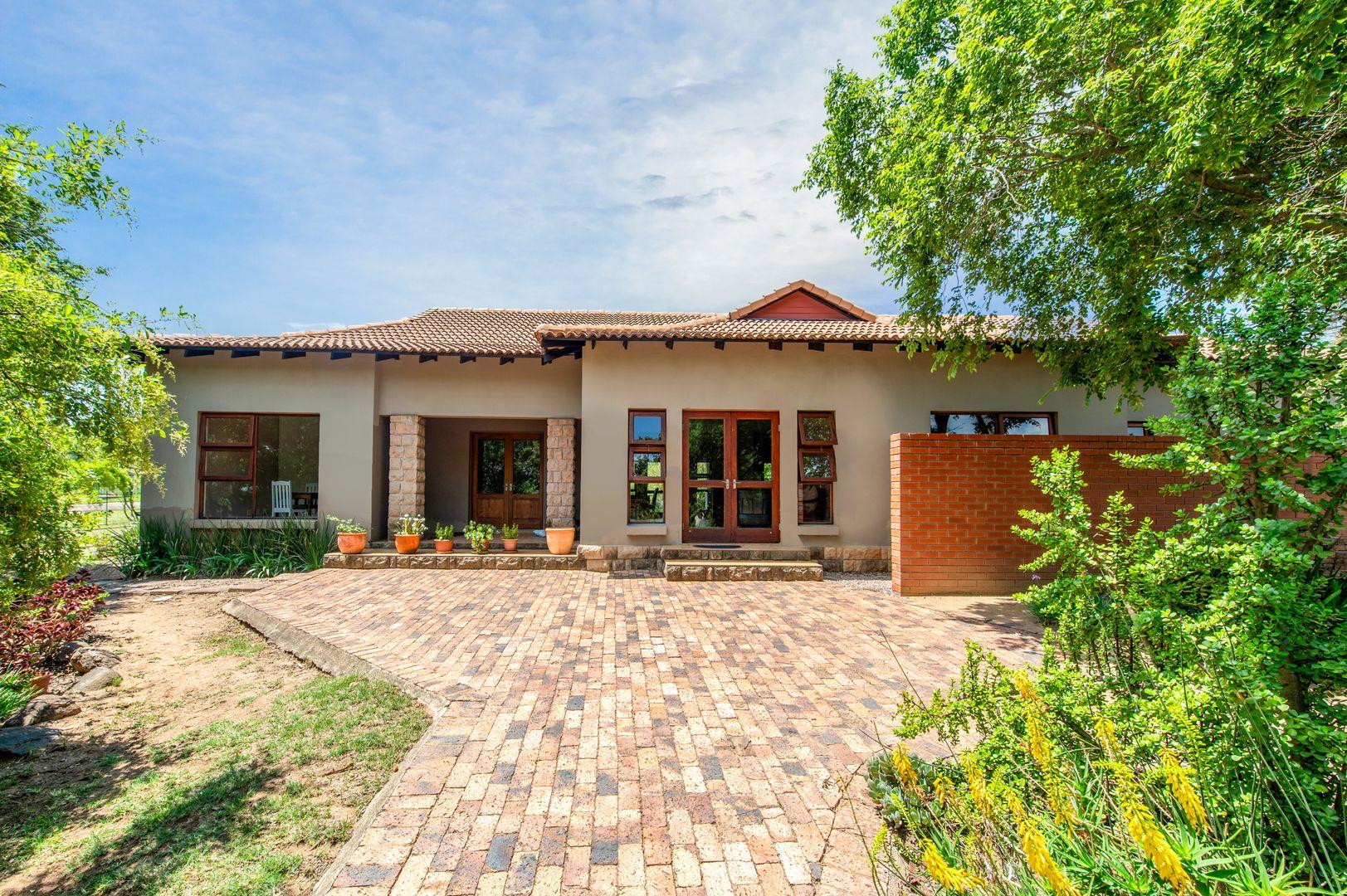 4 Bedroom House to rent in Saddlebrook Estate P24113755613