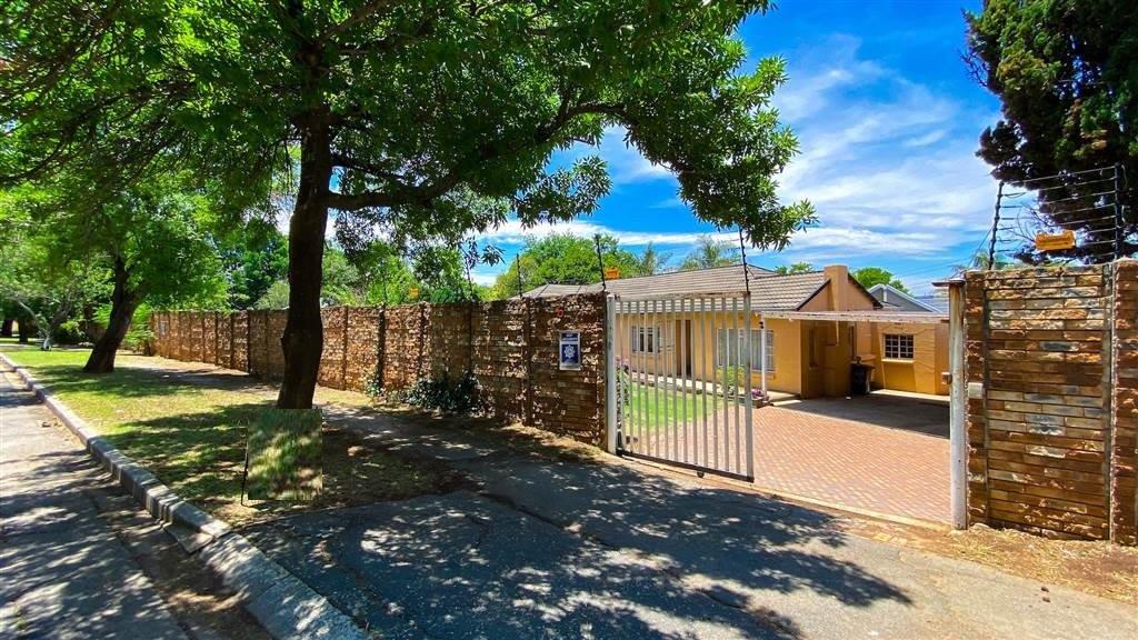 5 Bedroom House for sale in Franklin Roosevelt Park P24113757392