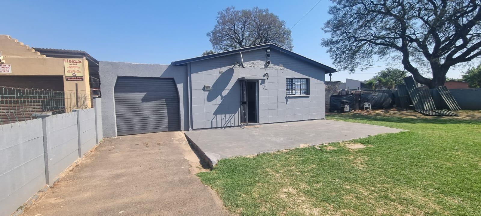 Claremont, Johannesburg Property Property and houses for sale in