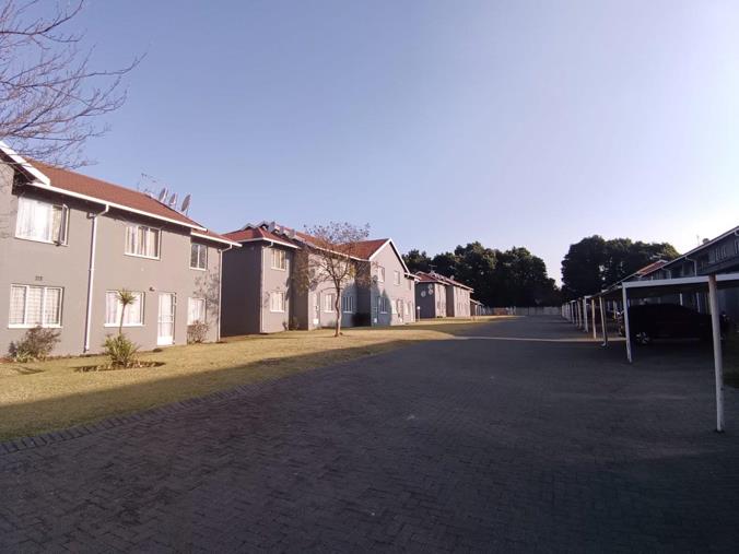 1 Bedroom Apartment / Flat to Rent in Glen Marais