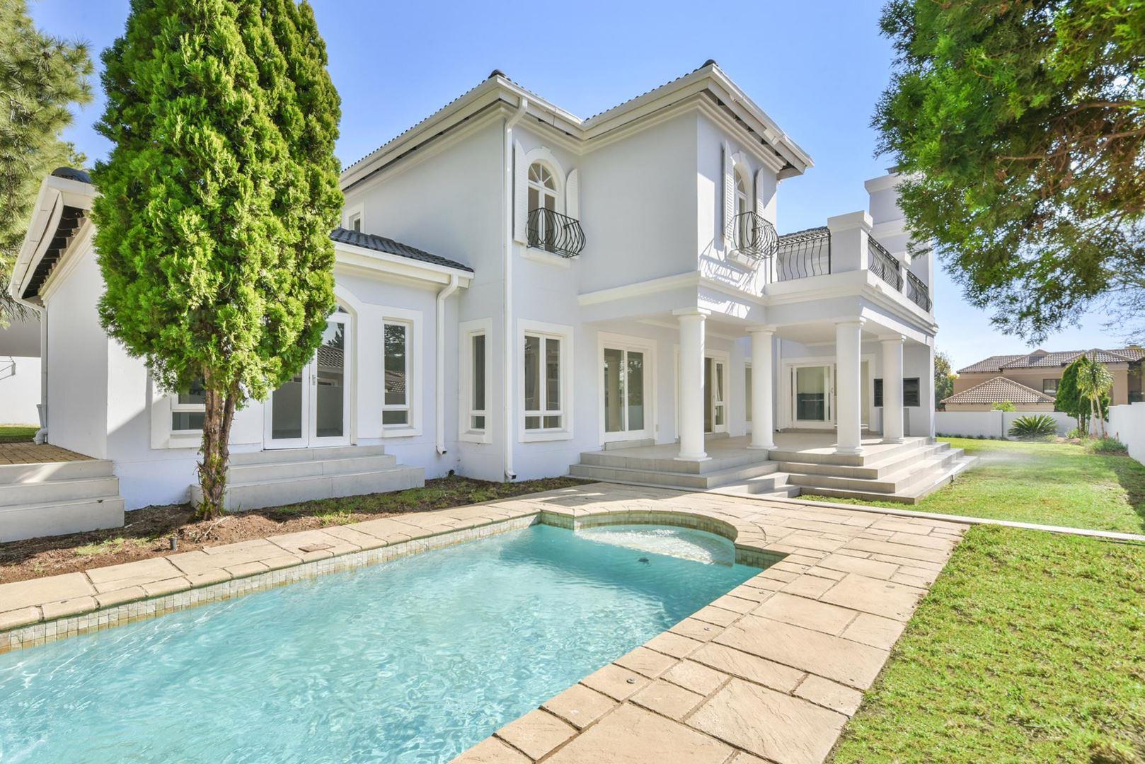 4 Bedroom House for sale in Broadacres P24113758892