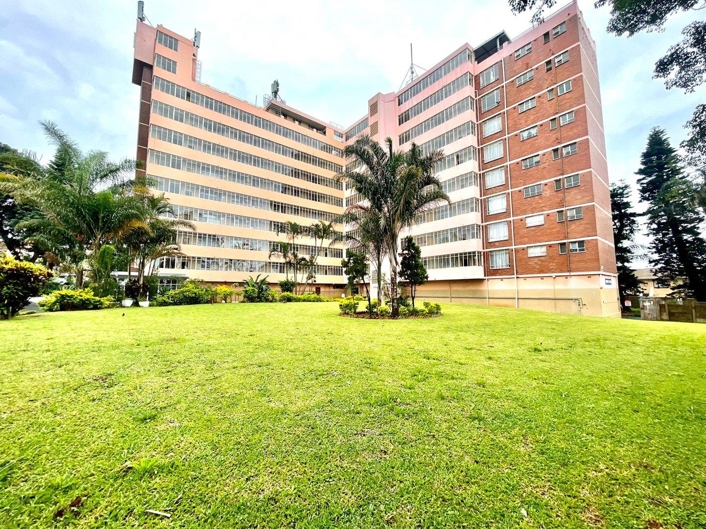 Montclair, Durban Property Apartments / flats for sale in Montclair