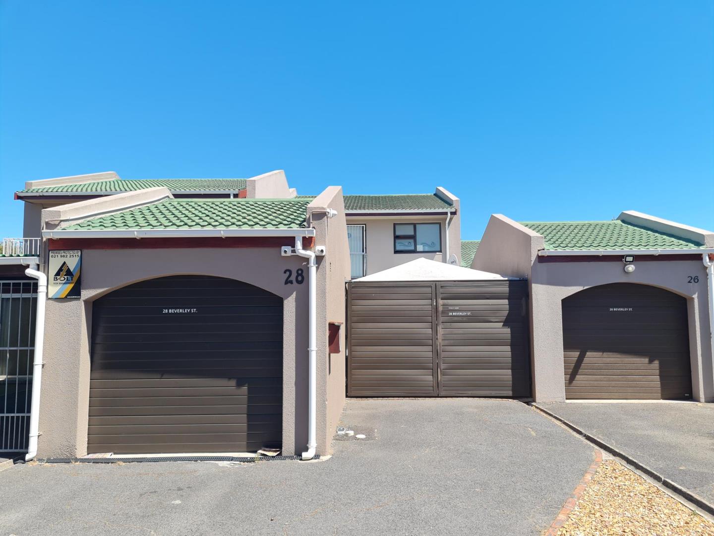 Oakglen Property Townhouses for sale in Oakglen