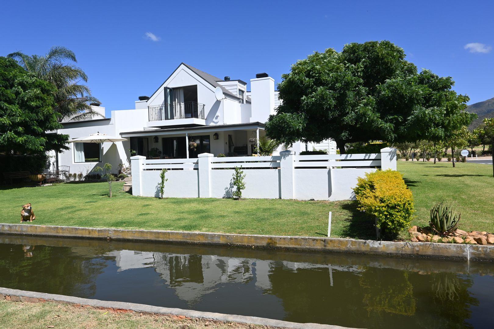 4 Bedroom House for sale in Silwerstrand Golf And River Estate P24