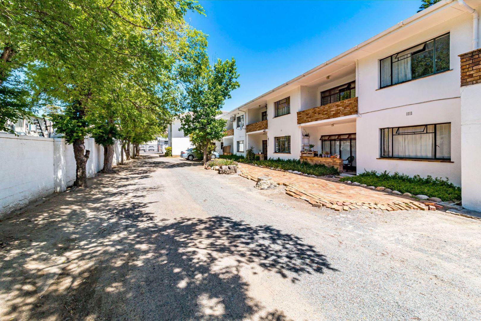 Somerset West Central Property Property and houses for sale in