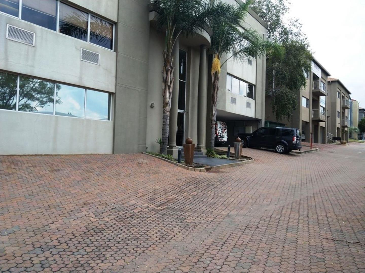 Commercial property for sale in Sunninghill Building 1 Sunninghill
