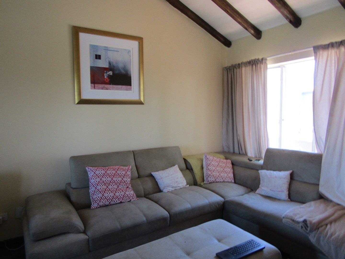 2 Bedroom Apartment / flat for sale in Northgate P24113763017