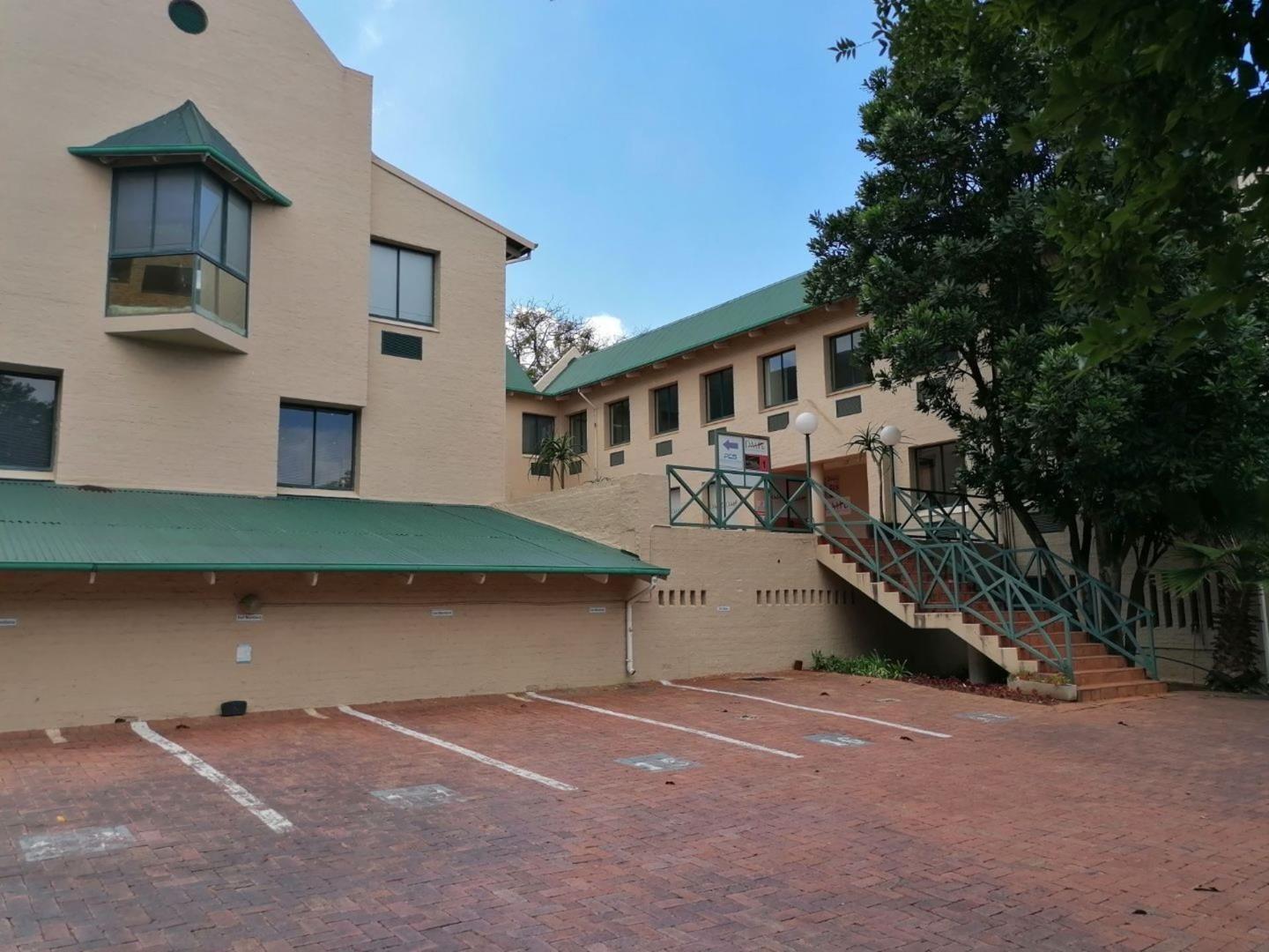 Commercial property to rent in Ferndale 1st Floor 261 Surrey Avenue