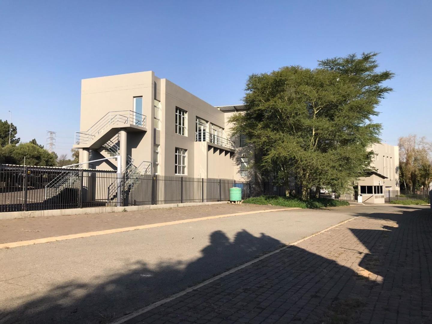 Commercial property for sale in Fourways 3 Needwood, 1 Cedar Lakes