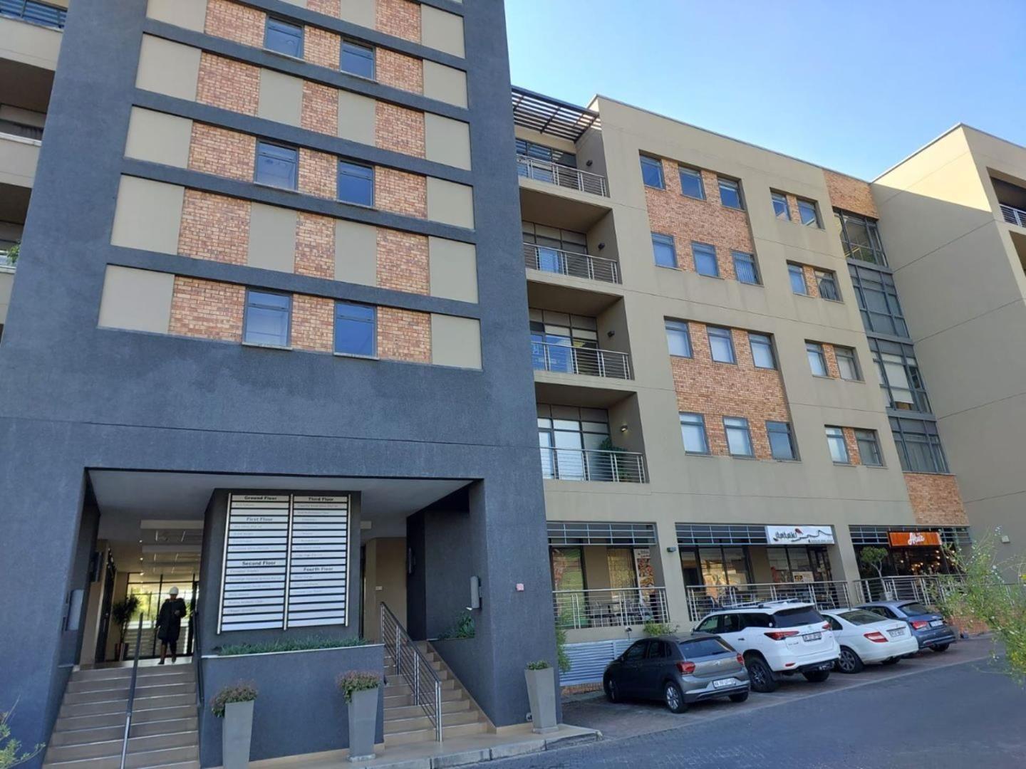 Commercial property to rent in Fourways 2nd Floor Longpoint, 484
