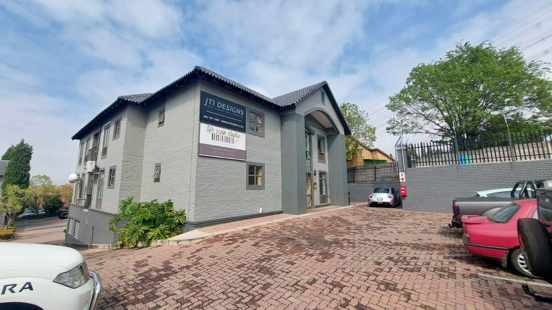 Commercial property to rent in Olivedale 1st Floor Meadowbrook