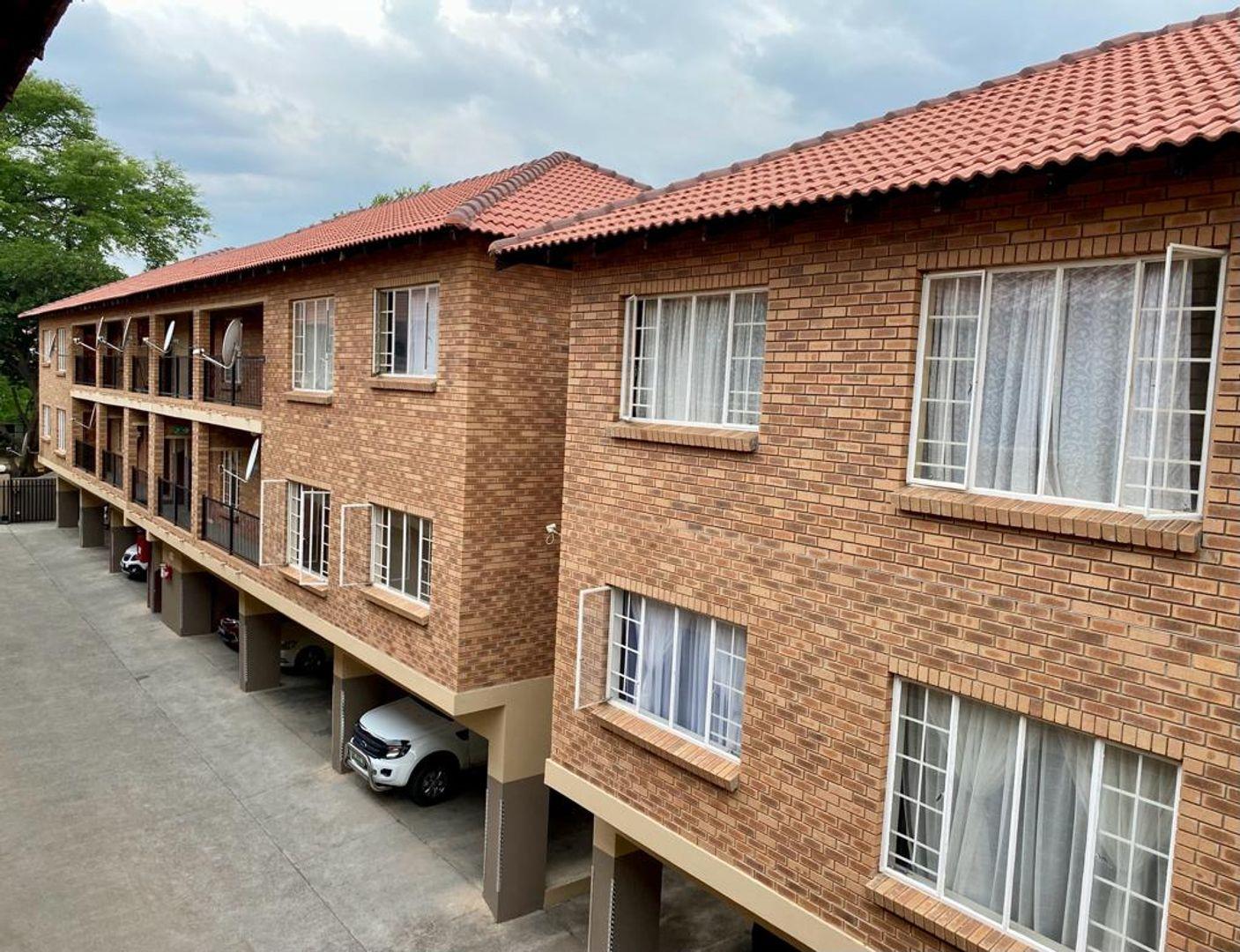 2 Bedroom Apartment / flat for sale in Rustenburg Central P24113763938