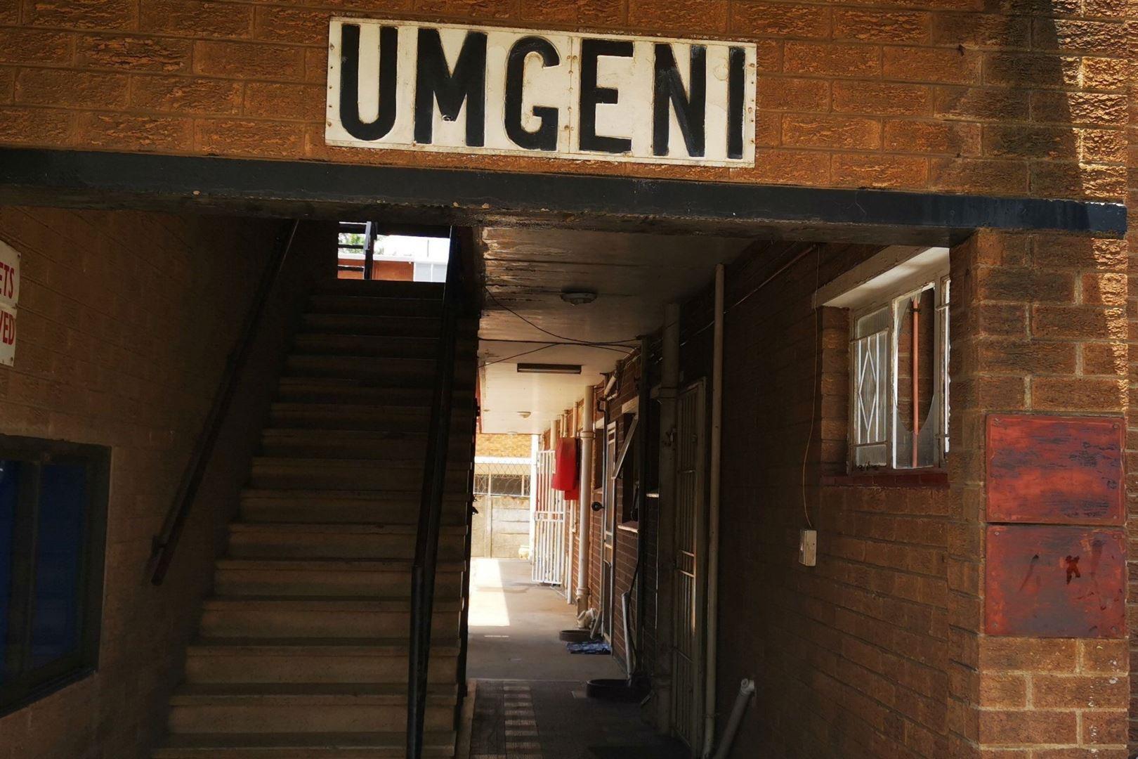 2 Bedroom Apartment / flat for sale in Primrose P24113764306