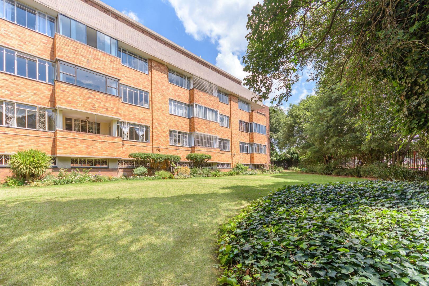 2 Bedroom Apartment / flat for sale in Highlands North P24113764379