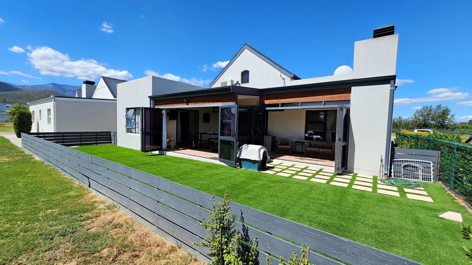 3 Bedroom House for sale in Silwerstrand Golf And River Estate 11