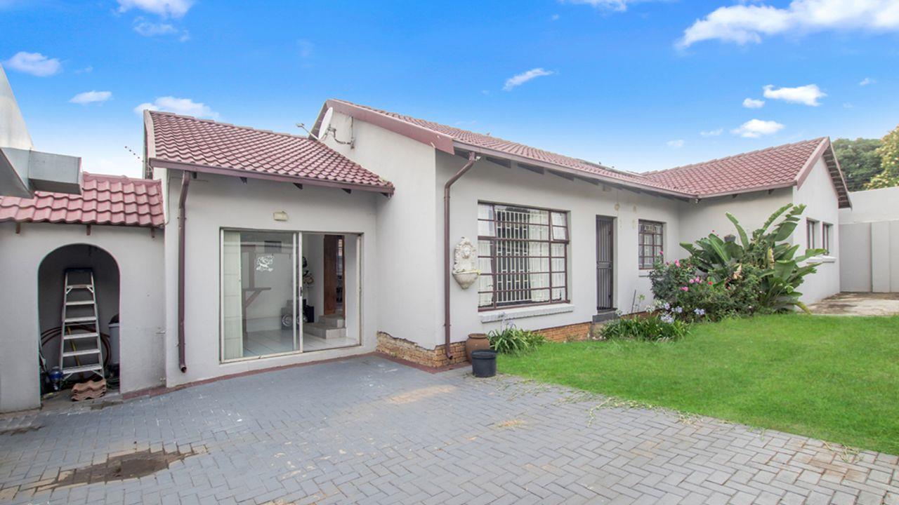 3 Bedroom House for sale in Newlands 14 1st Street P24113767148