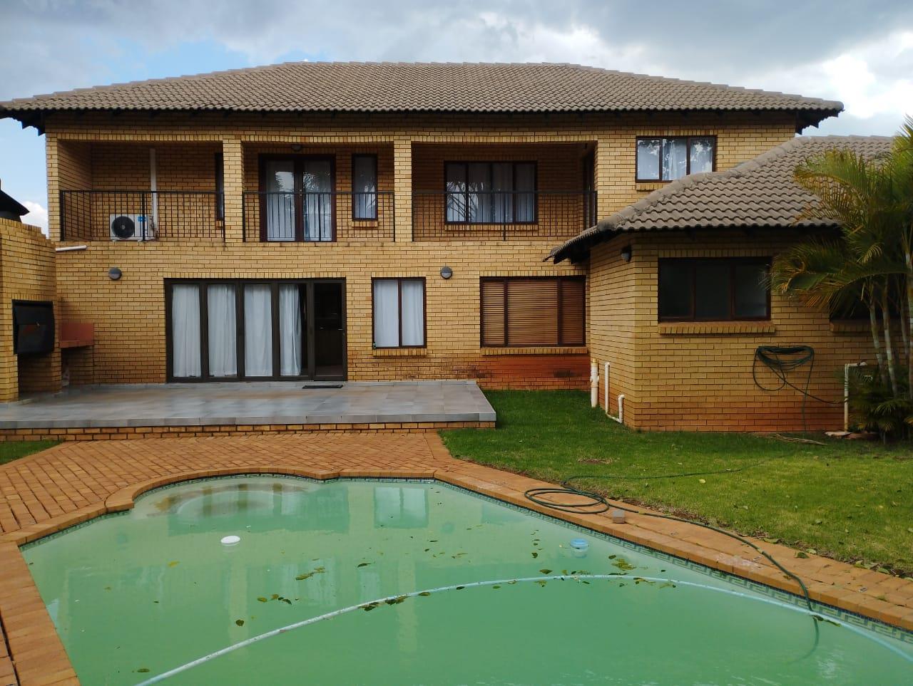 5 Bedroom House to rent in Woodhill Golf Estate P24113767379