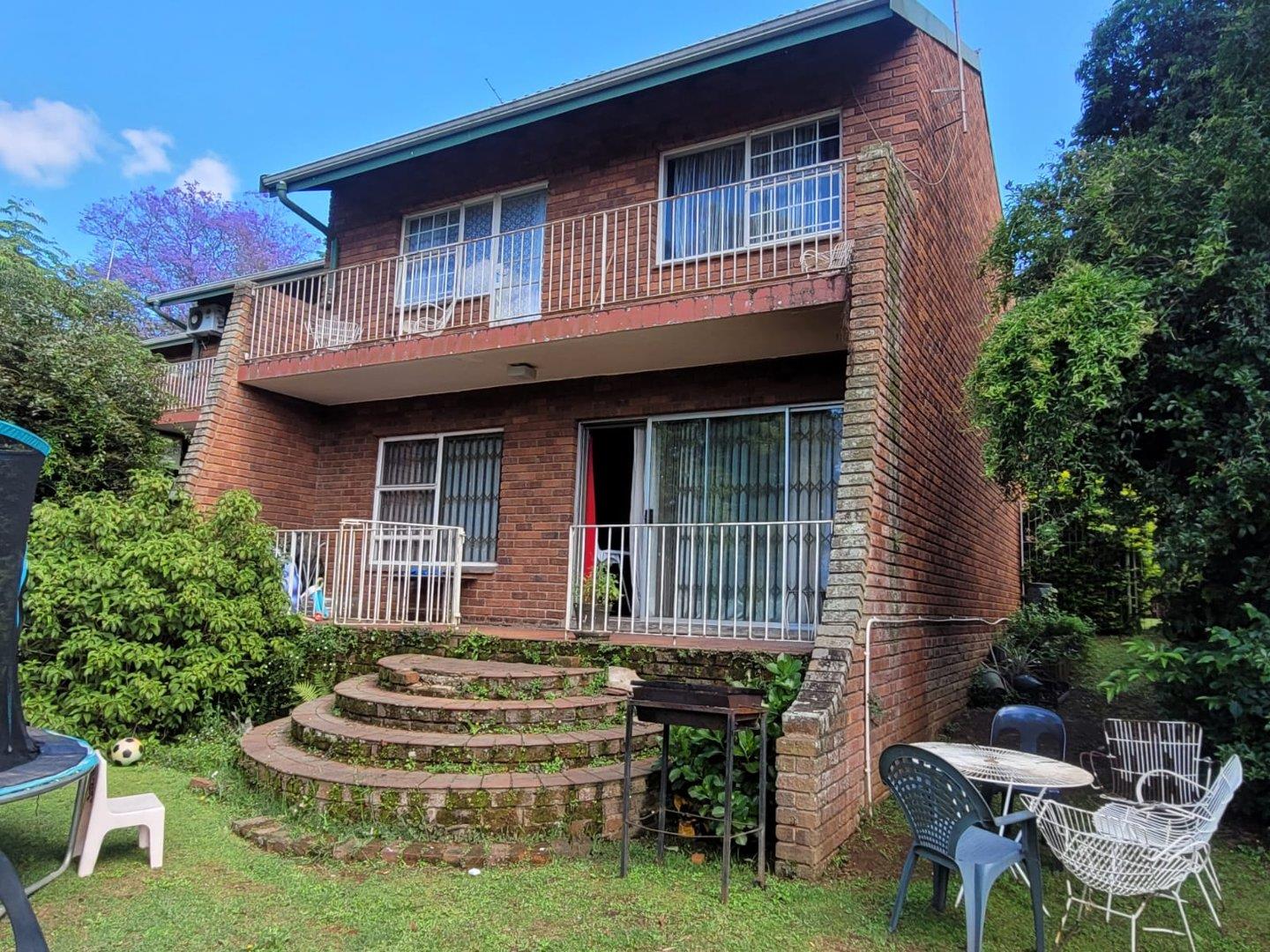 3 Bedroom Townhouse for sale in Clarendon P24113767813