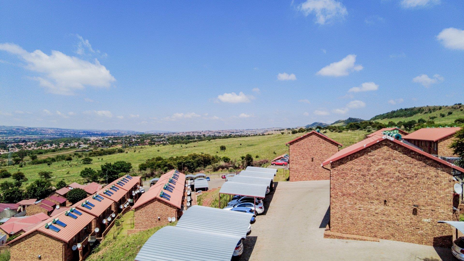 2 Bedroom Apartment / flat for sale in Danville P24113662395