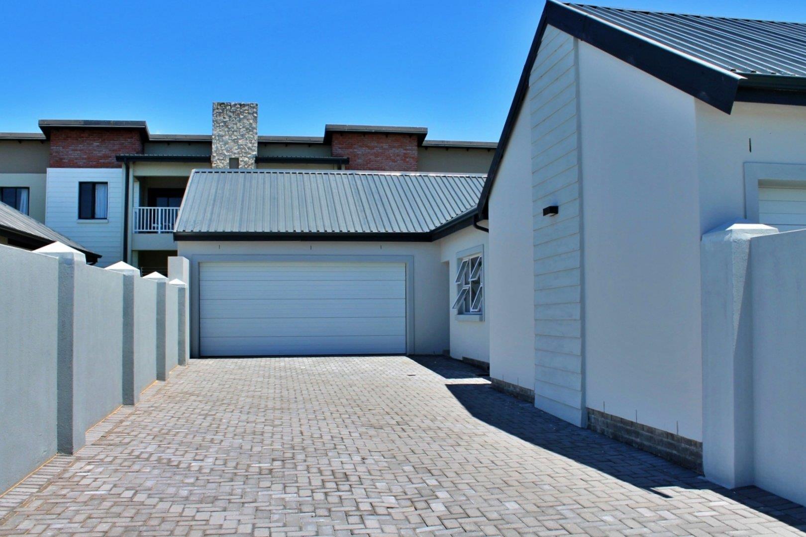 Pinelands, Port Elizabeth Property Property and houses for sale in