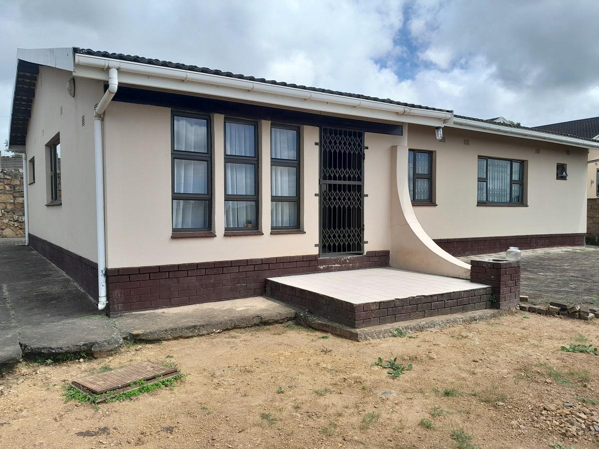 3 Bedroom House for sale in Umzinto 16 Hazelwood Drive P24112403079