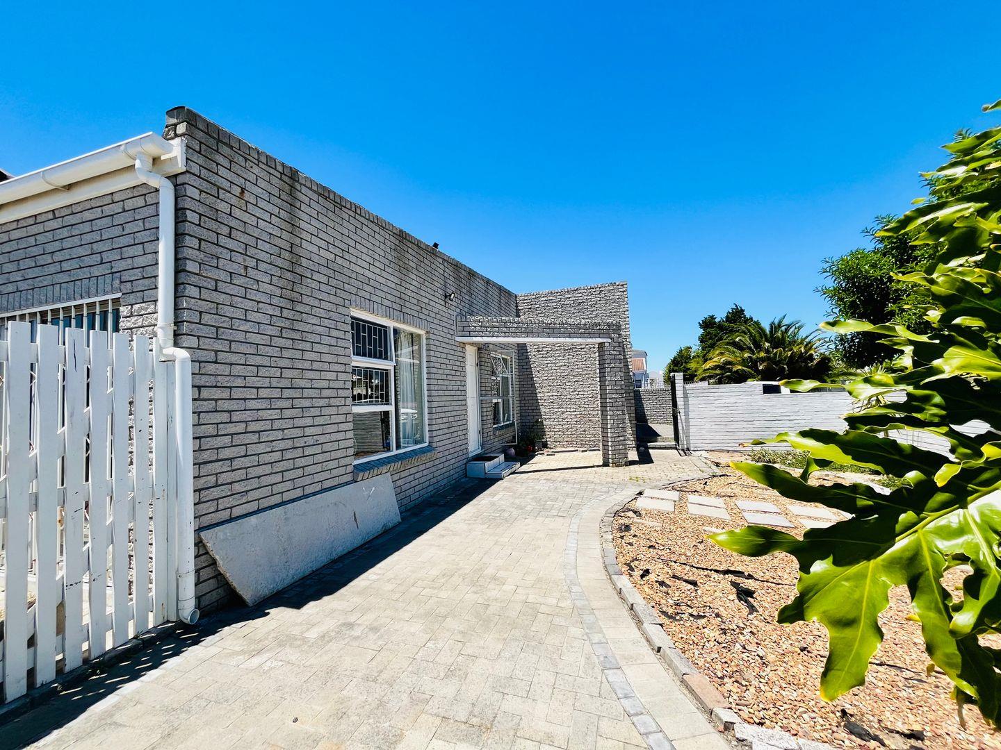 Parklands Property Property and houses for sale in Parklands