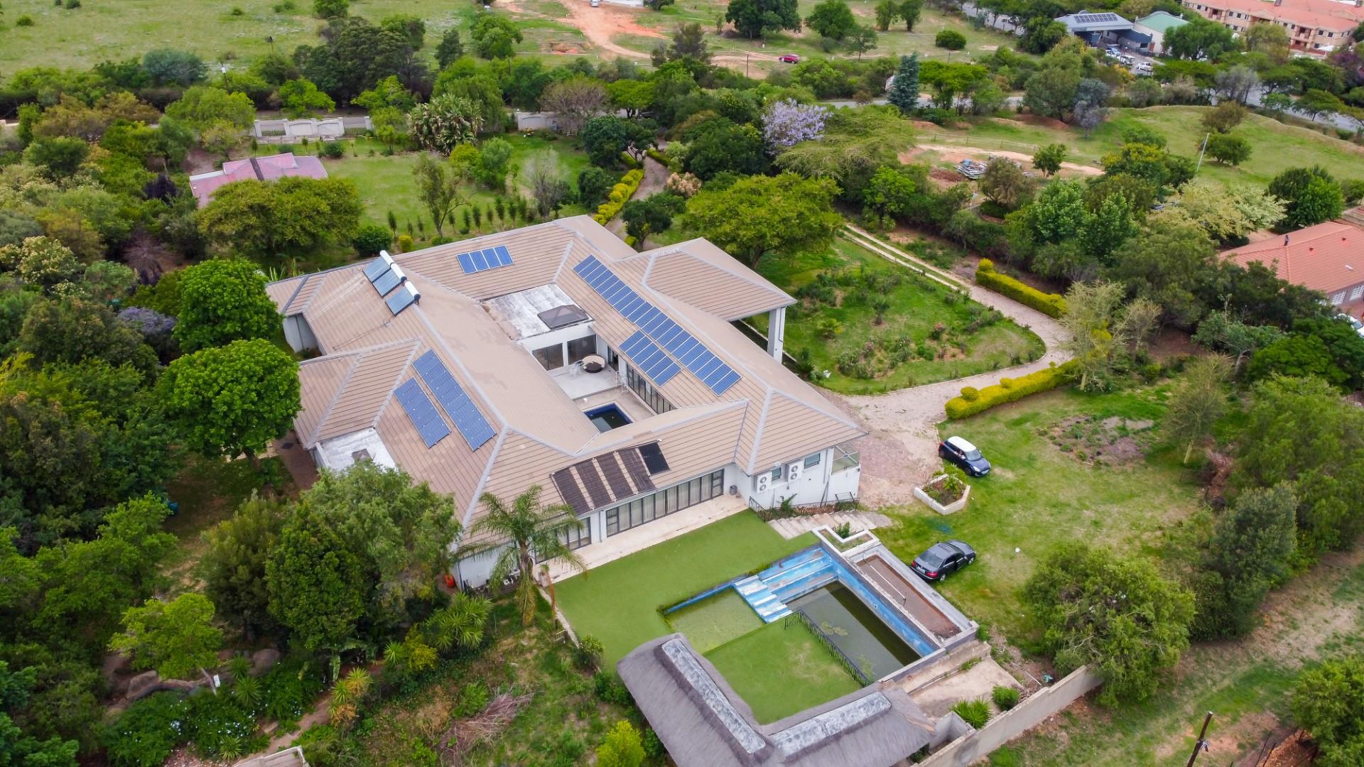 5 Bedroom House for sale in Beaulieu P24113775046