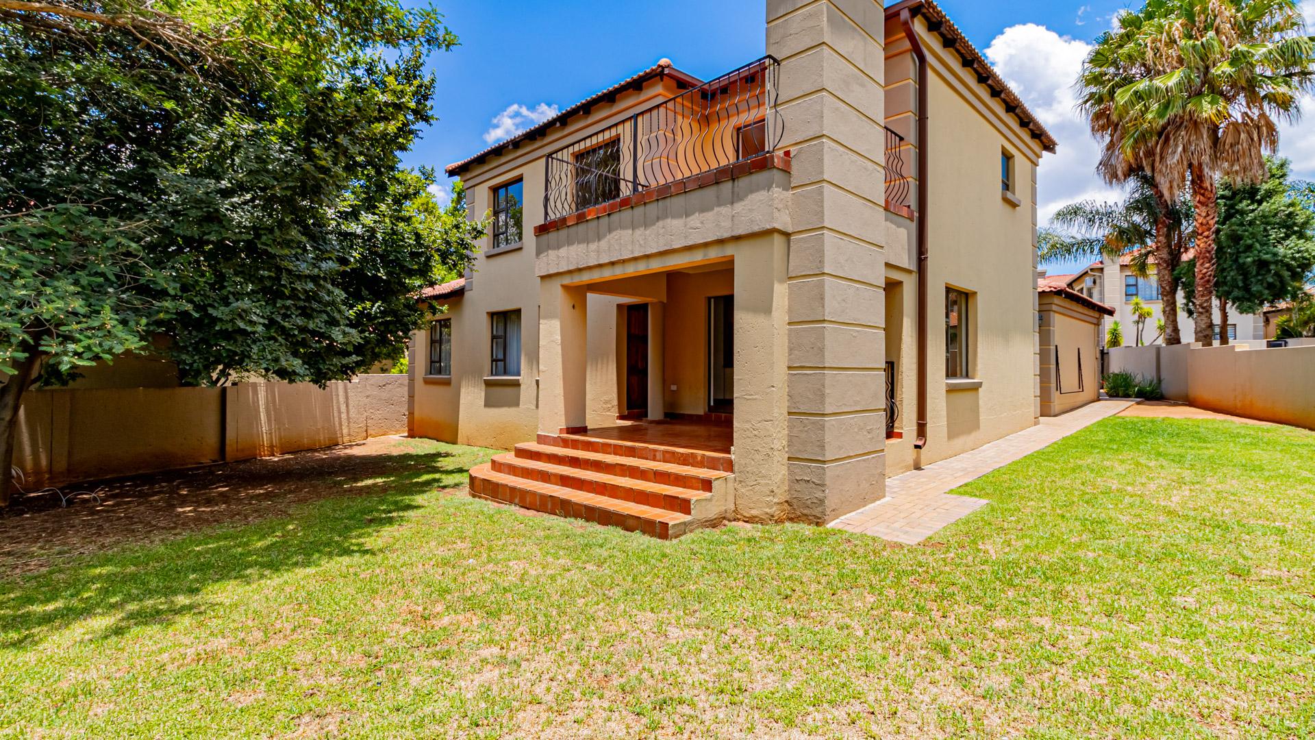 Willowbrook Property Property and houses for sale in Willowbrook