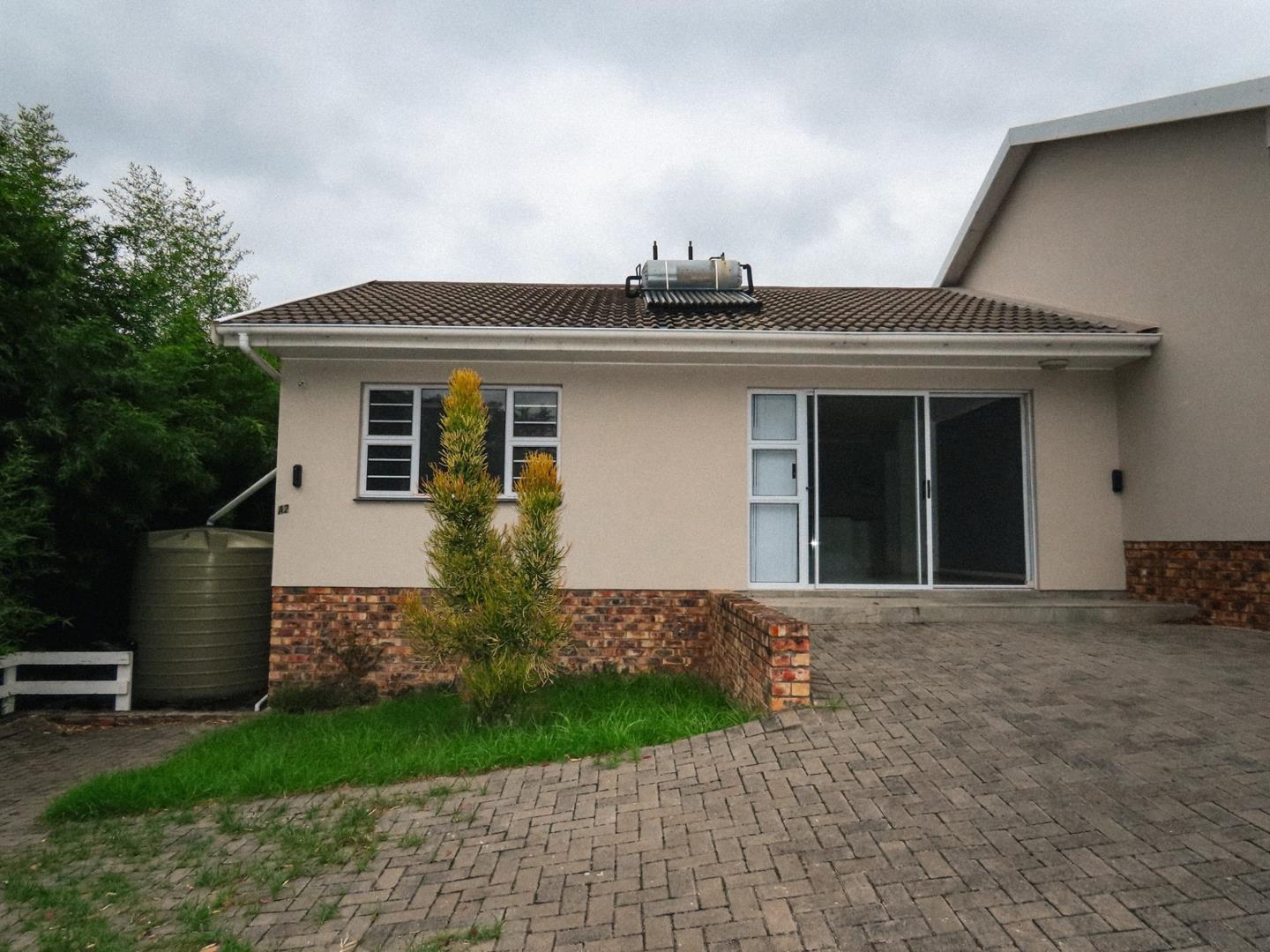 2 Bedroom Townhouse for sale in Beacon Bay 25 Highfield Road P24