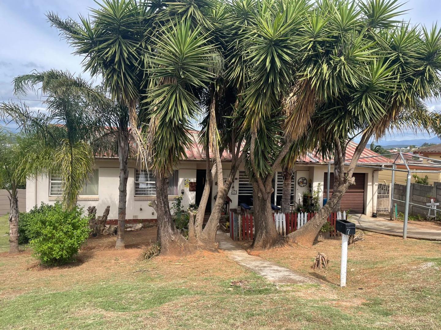 3 Bedroom House for sale in Van Riebeeck Hoogte P24113778505