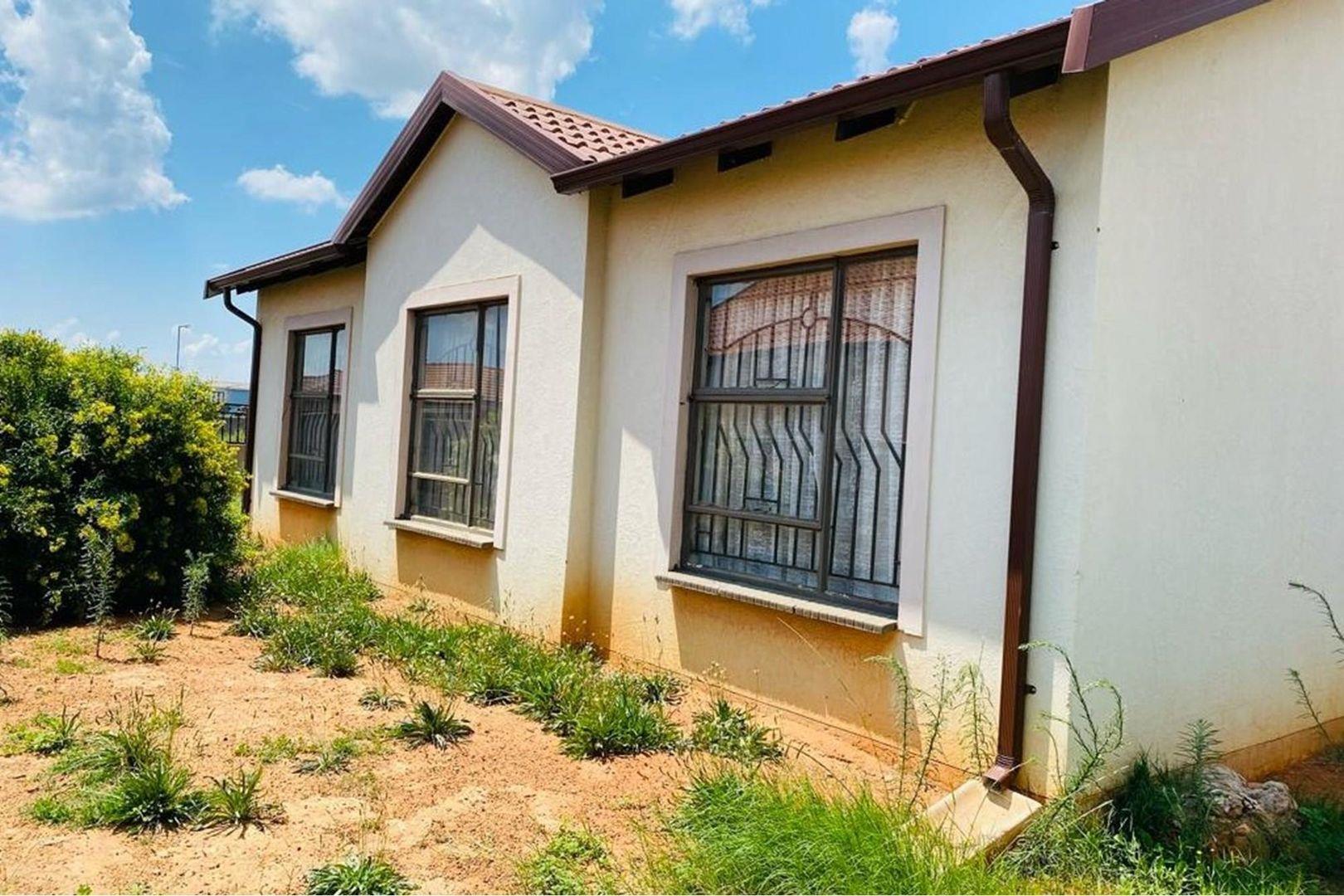 3 Bedroom House for sale in Vanderbijlpark CE7 P24113778598