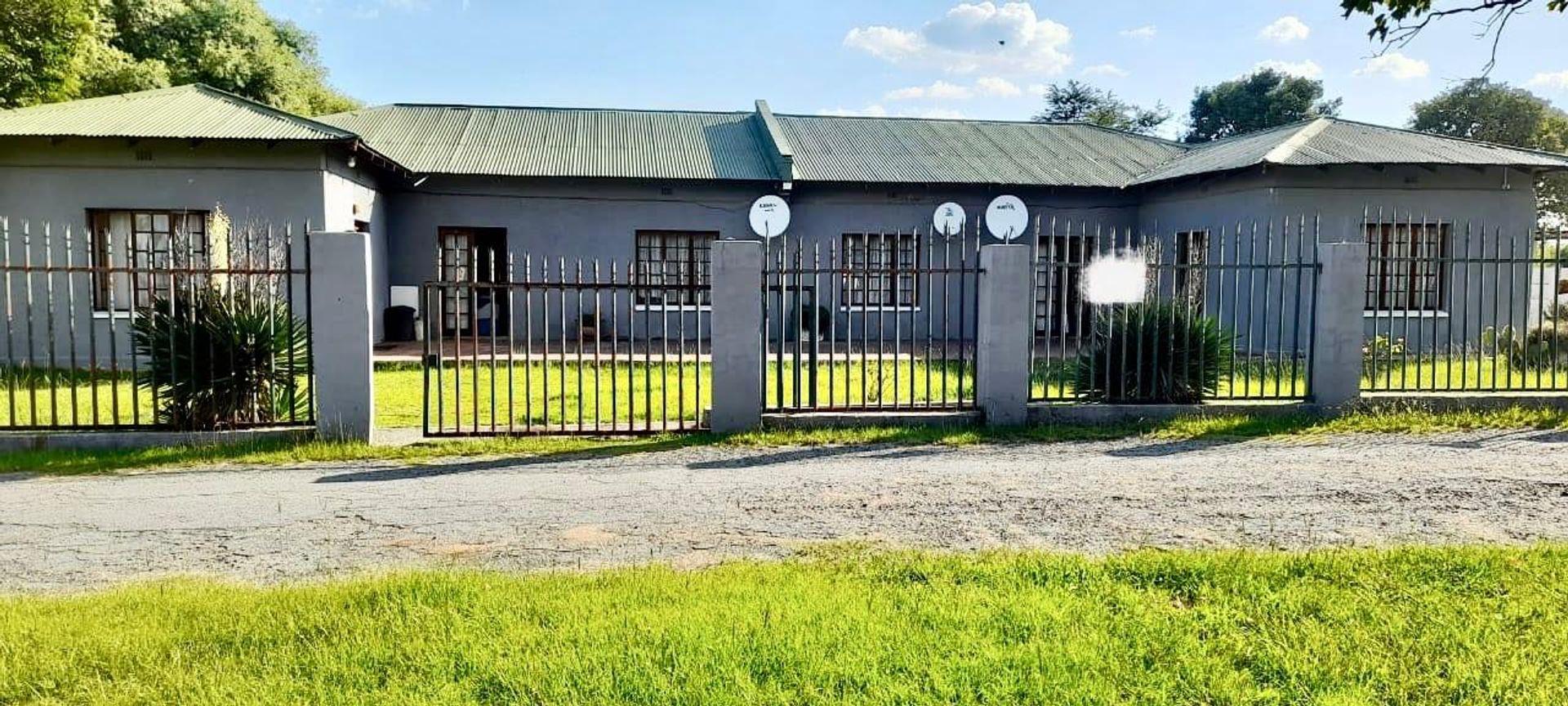 4 Bedroom House for sale in Grootvlei P24112447410