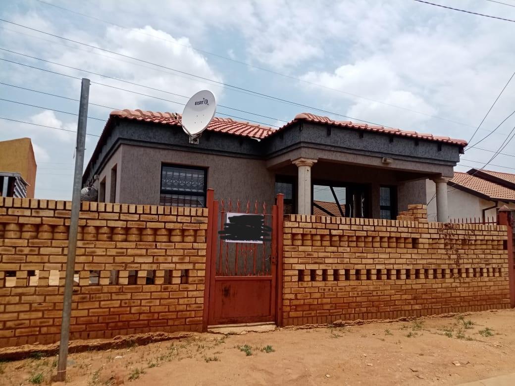 Garankuwa Unit 1 Property Property and houses for sale in Garankuwa